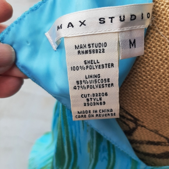MAX STUDIO DRESS - Picture 14 of 16